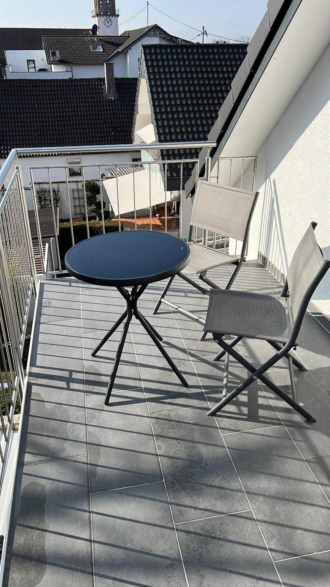 Charmantes Studio-Apartment Im Herzen Von Neureut - Fussbodenheizung, Regendusche, Waschmaschine, Stellplatz Karlsruhe Exterior photo